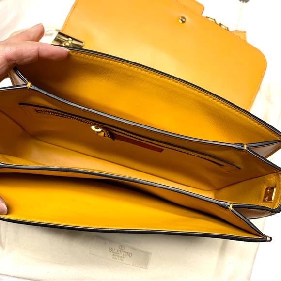 NEW Valentino B-Rockstud paneled shoulder bag - Picture 8 of 12